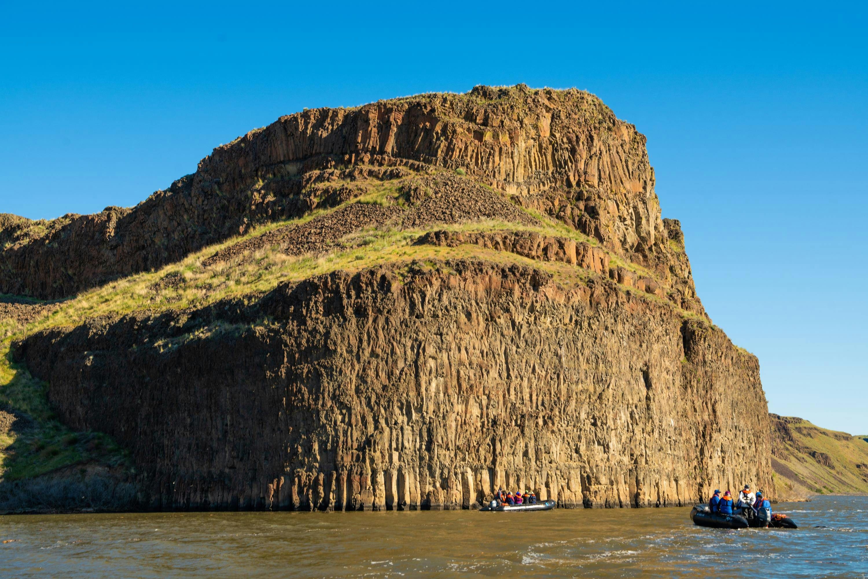 Guests on a zodiac excursion exploring the Palouse River